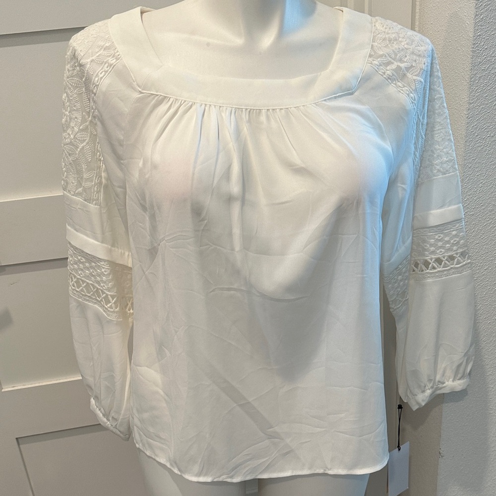 NWT Ivanka Trump White Lace Detail Blouse Size M